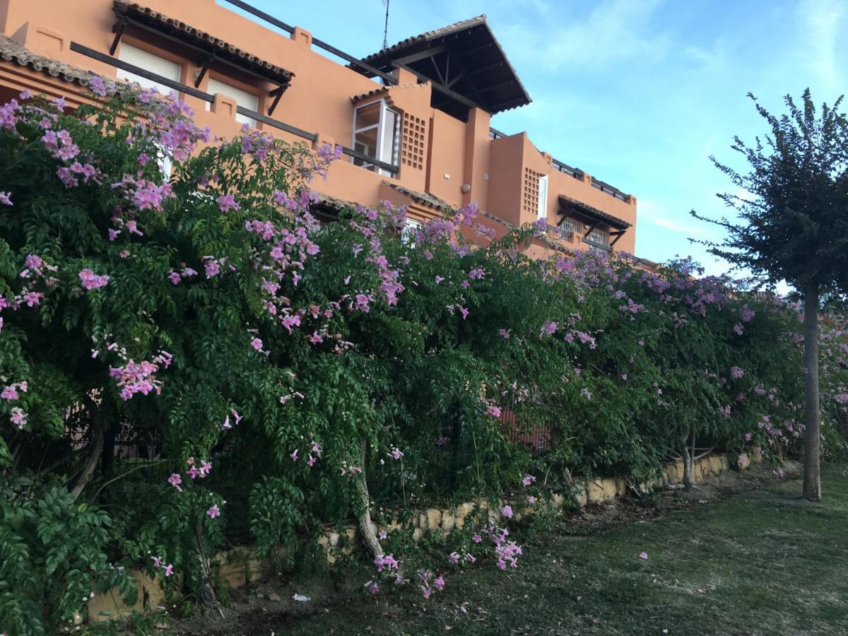 Casares Vacations Apartment Exterior photo